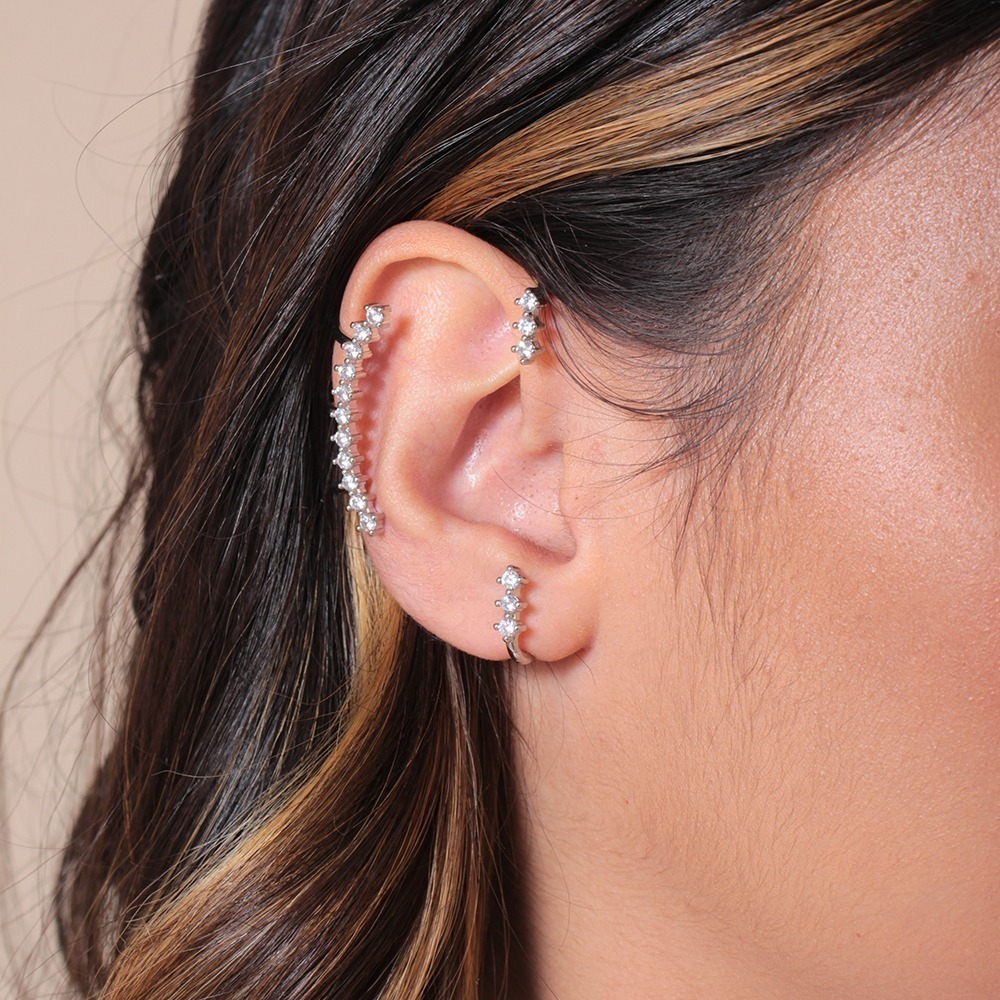 Ear Cuff De Encaixe Com Detalhes Zirc Nias