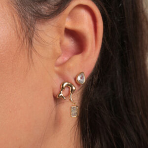 Kit de brincos assimétrico orgânico com gota  cristal banhado em ouro 18k