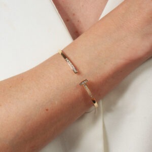 Bracelete articulado cravejado banhado no ouro 18k