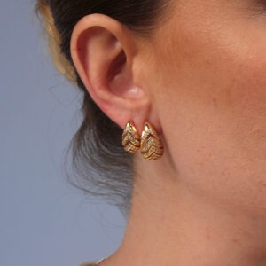 Kit de brincos gotas com listras cravejadas banhado em ouro 18k