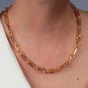 Colar elos bold retangulares banhado em ouro 18k