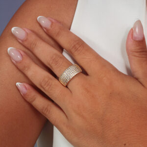 Anel pavê largo banhado em ouro 18k