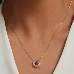 Colar com pingente redondo zircônia rubi com adorno navete cristal banhado em ouro 18k