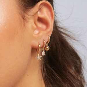 Trio de argolinhas com pingentes bola gota e estrela banhado em ouro 18k