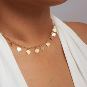 Choker medalhinha de corações lisos banhado em ouro 18k