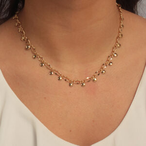 Colar elos torcidos com medalhinhas lisas banhado em ouro 18k