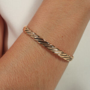 Bracelete croissant banhado em ouro 18k