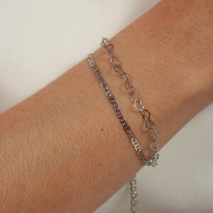 Kit de pulseiras piastrine com elos corações banhado em ouro branco