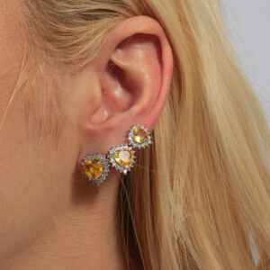 Trio de brincos zircônia amarela com adorno cravejado banhado em ouro branco
