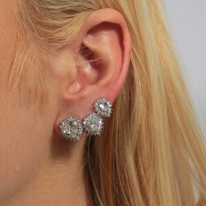 Trio de brincos zircônia coração cristal com adorno cravejado banhado em ouro branco