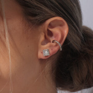 Kit brinco retangular cristal com piercing fake liso banhado em ouro branco