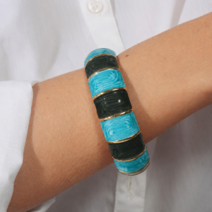 Bracelete resinado verde água e verde escuro banhado em ouro 18k