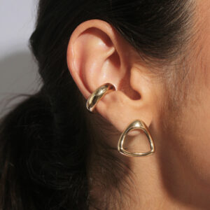 Kit brinco triângulo com piercing tubo liso banhado em ouro 18k