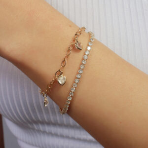 Pulseira dupla riviera e elos com pingentes de coração cristal banhado em ouro 18k