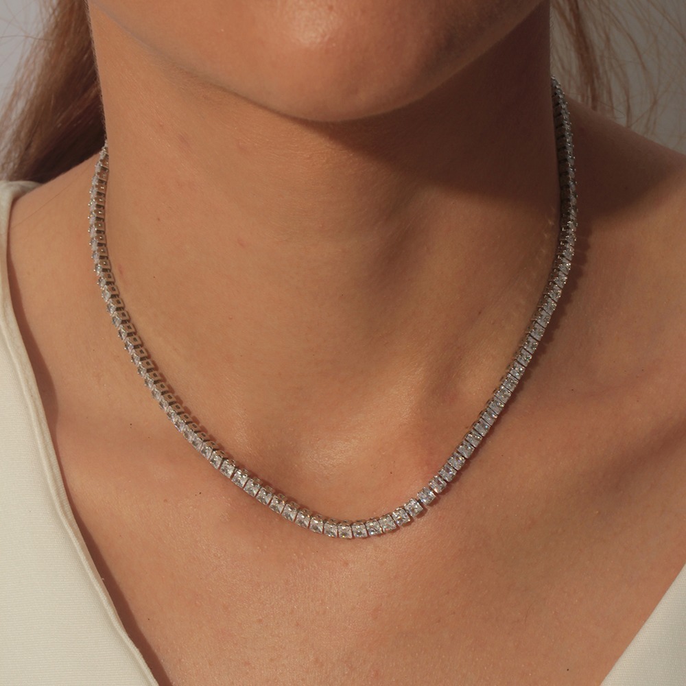 Choker riviera retângulo cristal banhado em ouro branco